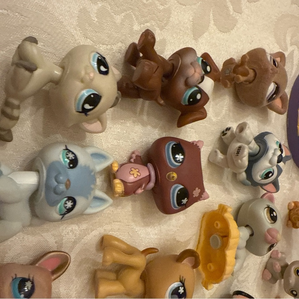 Hasbro LPS Littlest Pet Shop Lot of 32,#870, 639, 626, 748, 689, 496, 497 & More - Picture 15 of 15